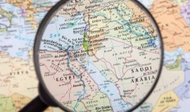 الغارديان: الانخراط السعودي بضربات العراق نقطة تحول تدفع المنطقة نحو "المجهول"
