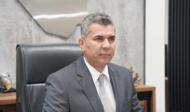 مساعٍ حكومية لتوحيد القرار الأمني وإخضاع السلاح لمظلة المؤسسات الرسمية للدولة