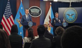 وزير الدفاع الأميركي: إيران توسلت لوقف النار… وعملياتنا العسكرية حققت أهدافها