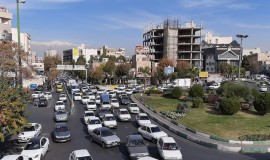 إيران تعيد تشغيل شبكات النقل الحيوية بعد استهدافها