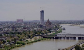 طقس مستقر يتحول إلى غائم جزئياً مساءً مع فرص أمطار رعدية