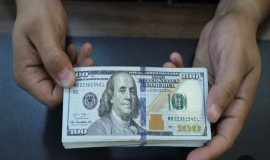 انخفاض الدولار بأسواق بغداد وأربيل الصباحية مسجلاً مستويات جديدة