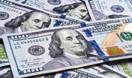 أسعار الدولار تسجل قفزة جديدة وتواصل صعودها المفاجئ في الأسواق المحلية