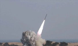 الحوثيون يعلنون استهداف سفينة نفطية سعودية بصاروخ باليستي في خليج عدن