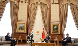 رئيس الوزراء يجري لقاءً ثنائياً مع أردوغان في العاصمة أنقرة