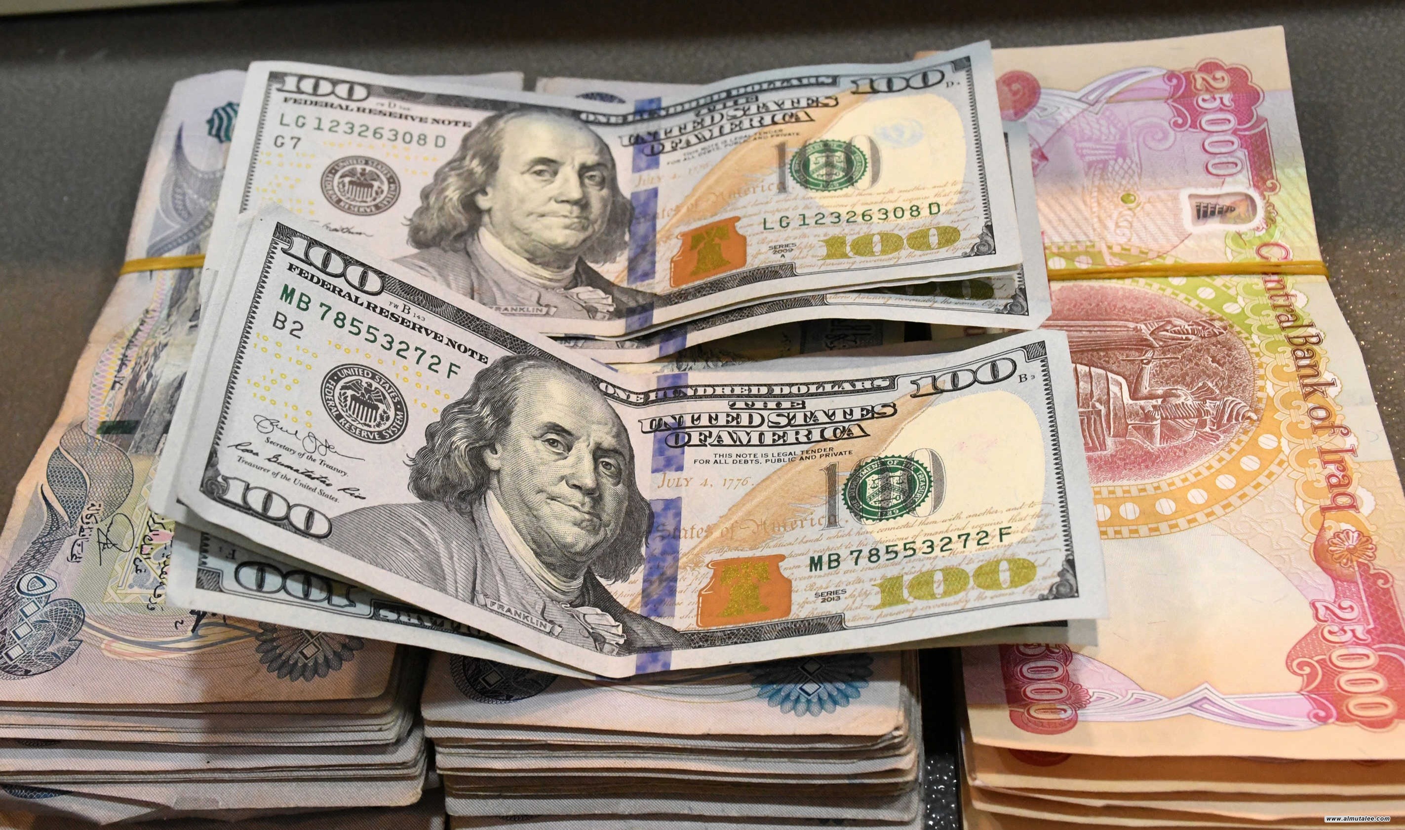 الدولار يغلق مرتفعاً في بورصات وصيرفات بغداد وأربيل