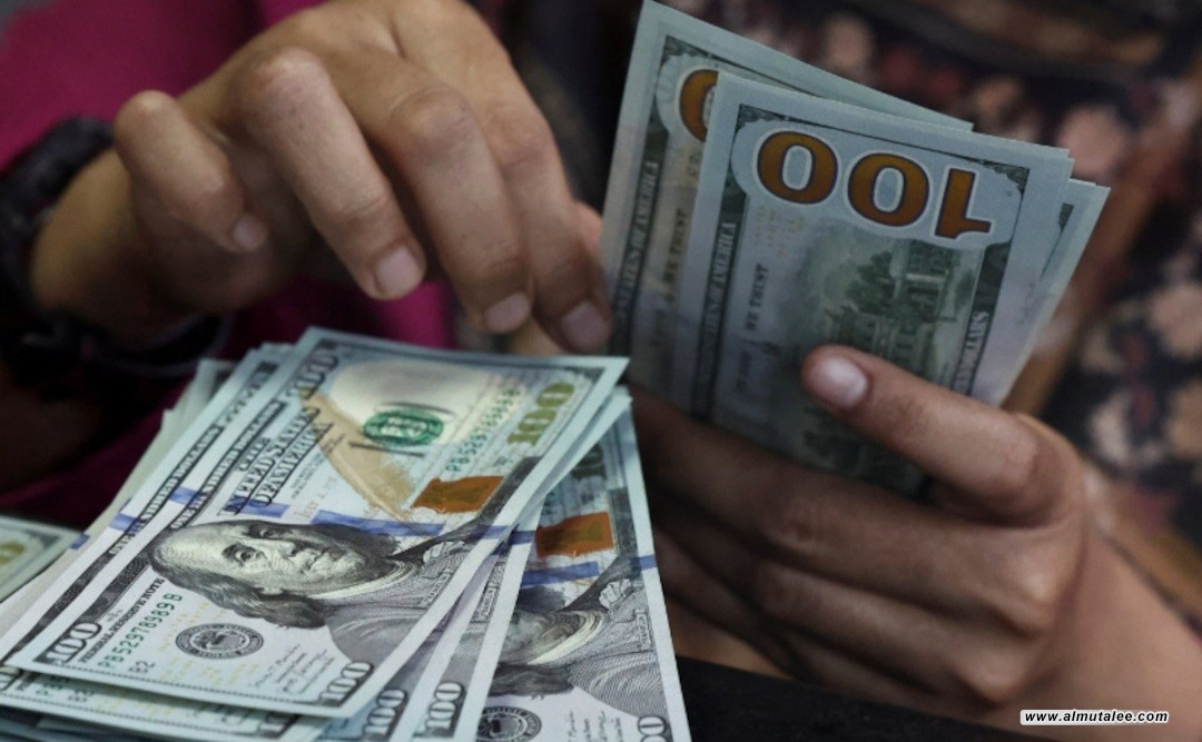 أسعار الدولار تواصل التراجع في بغداد وأربيل مع إغلاق الأسواق